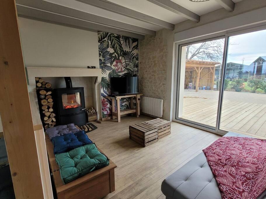 Maison Poitevine 9/10 Personnes Chaunay Экстерьер фото